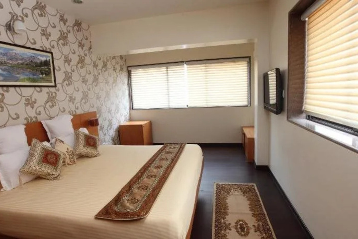 Room 7 of 46