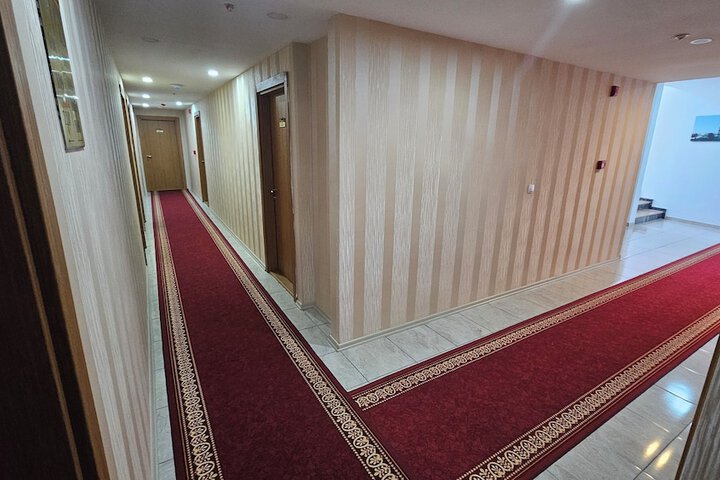 Ballroom/Hall 56 of 64