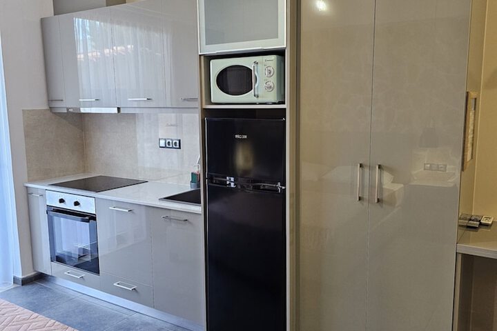 Room 45 of 106