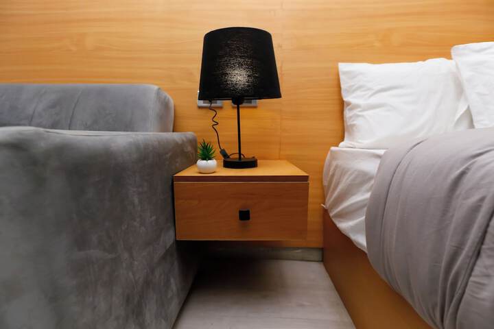 Room 45 of 227