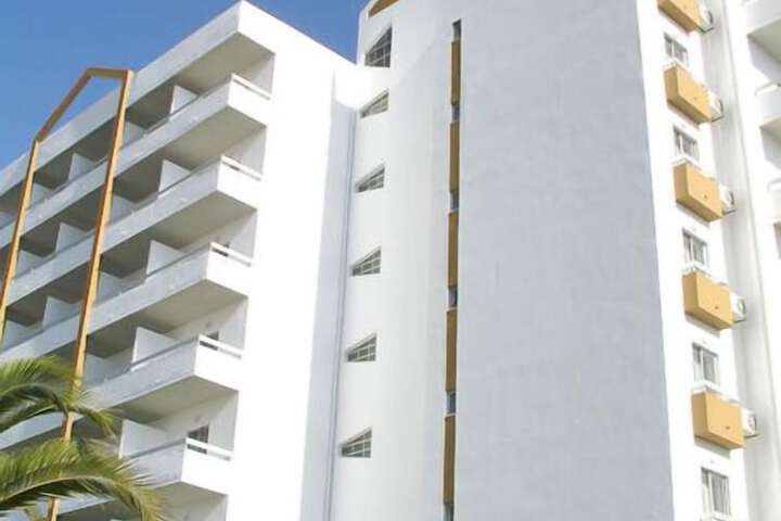 Hotel 43 of 51