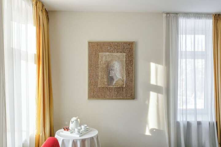 Room 82 of 113