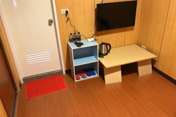 Room 26 of 30