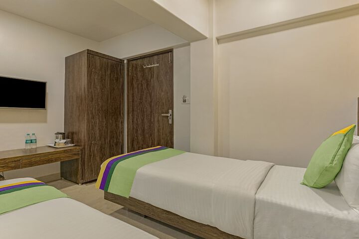 Room 10 of 41