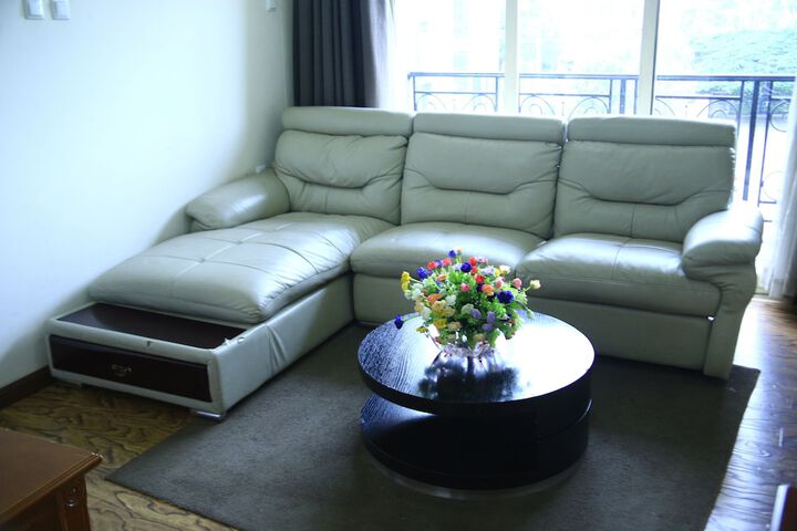 Room 16 of 18