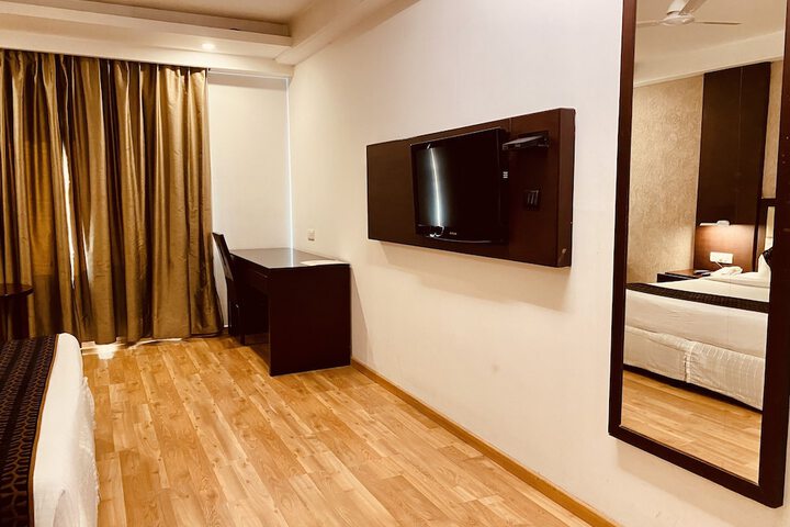 Room 18 of 41
