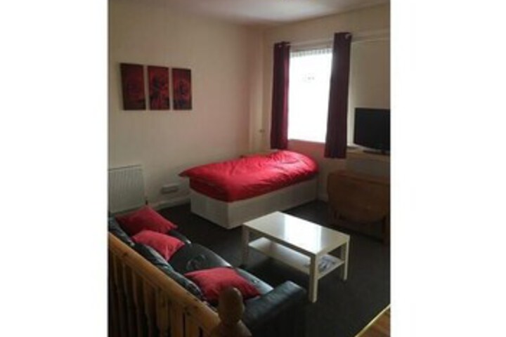 Room 35 of 40