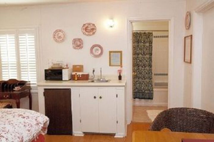 Room 8 of 63