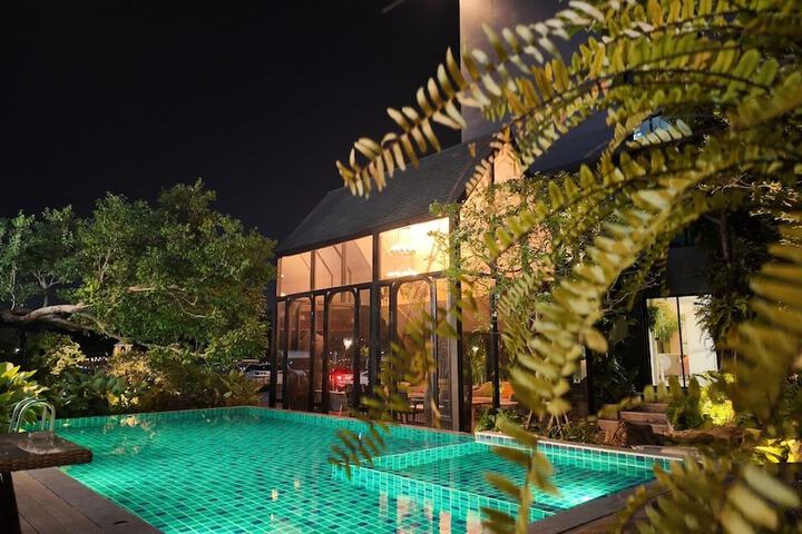 Pool 66 of 101