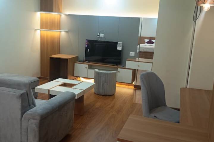 Room 26 of 63