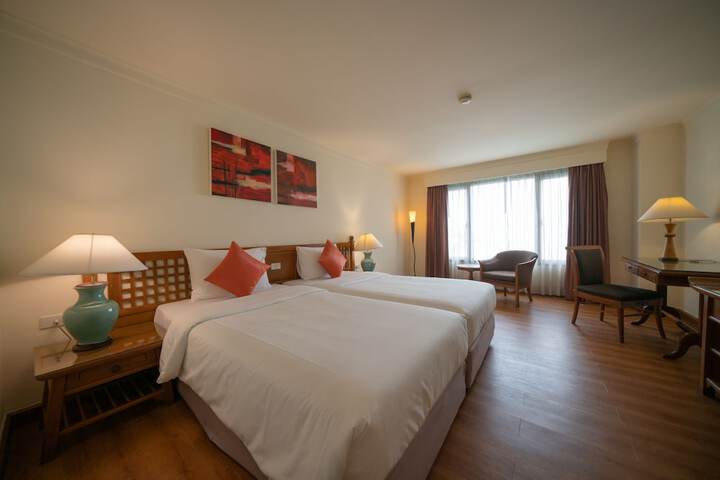 Room 13 of 71