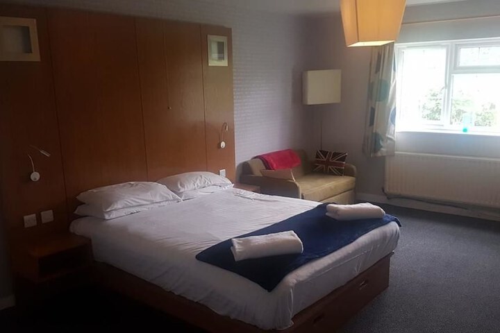 Room 5 of 23