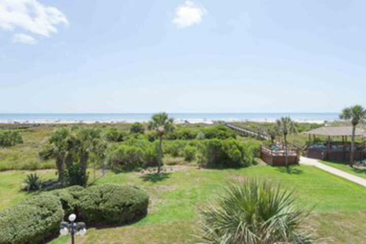 Property Grounds 37 of 49