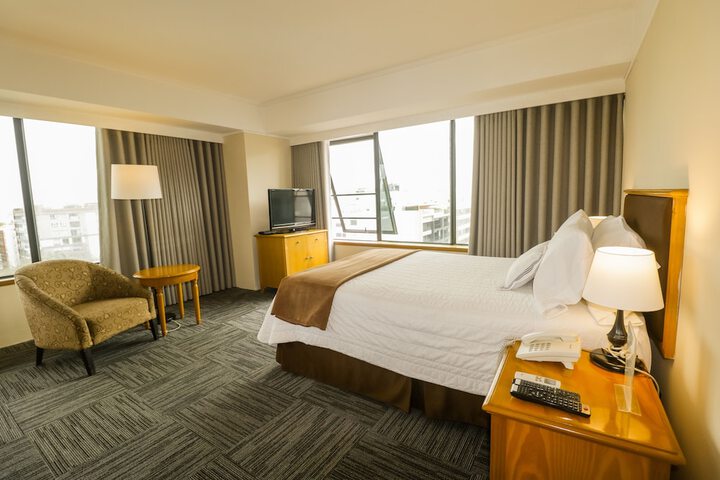 Room 26 of 125