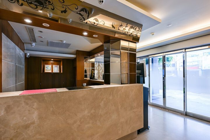 Lobby Photos