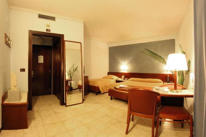 Room 29 of 58