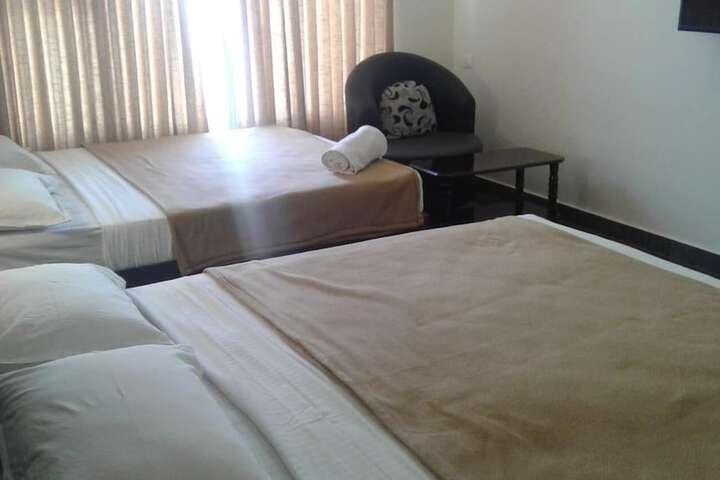 Room 15 of 38