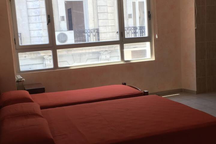 Room 10 of 44
