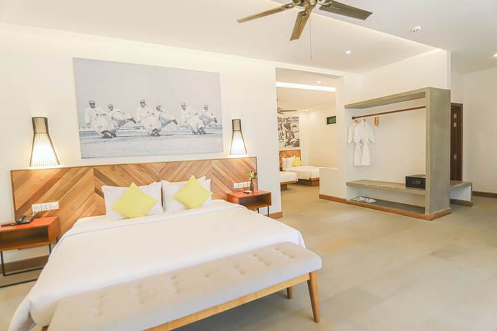 Room 7 of 56