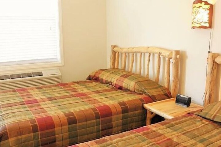 Room 19 of 49