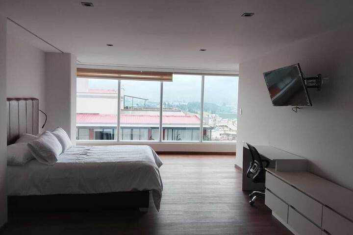 Room 21 of 32