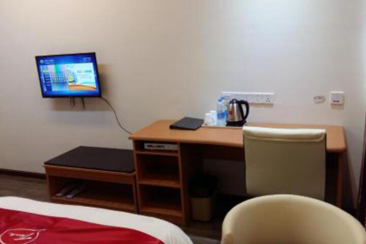 Thank Inn Chain Hotel Guizhou Zunyi Huichuan District Huichuan Avenue