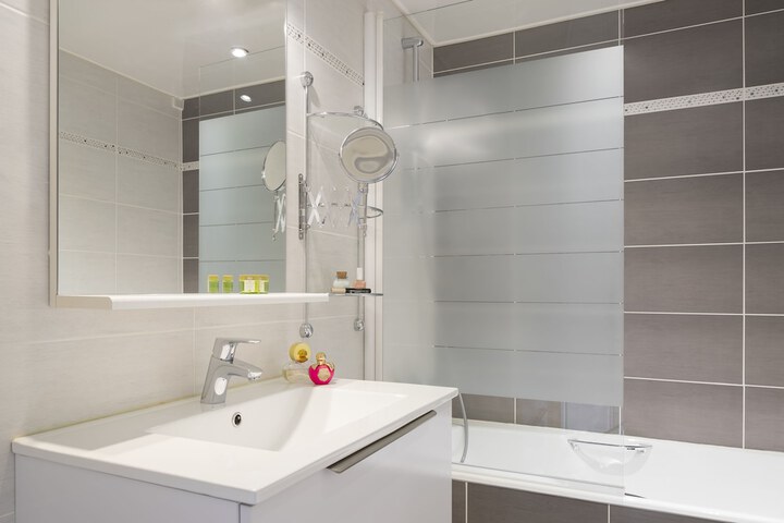 Bath Interior