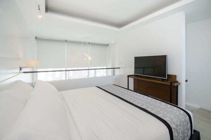 Room 9 of 54