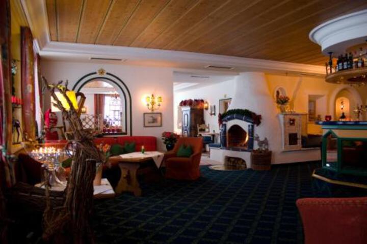 HOTEL ERZBERG