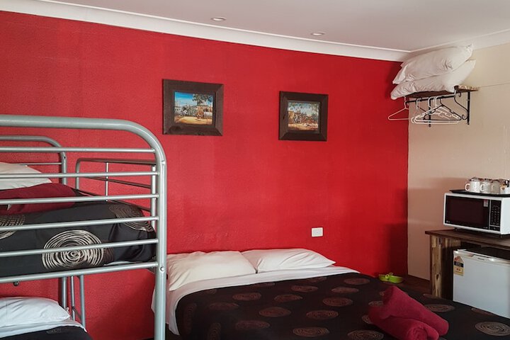 Room 10 of 54