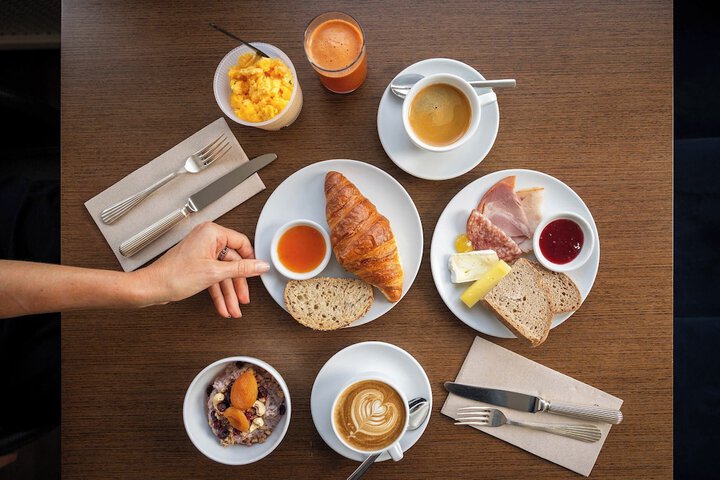 Breakfast/Coffee Service 42 of 45
