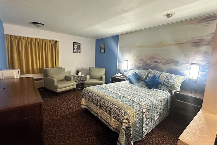 Room 20 of 66