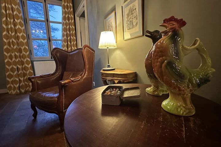 Room 70 of 144