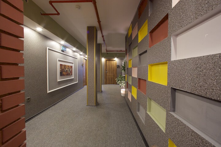 Ballroom/Hall 47 of 49