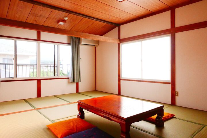 Room 15 of 81