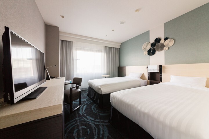 Room 8 of 29