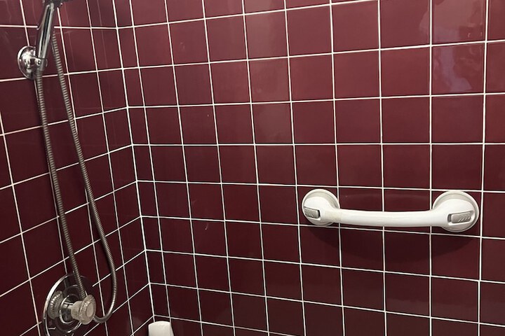 Room 75 of 96