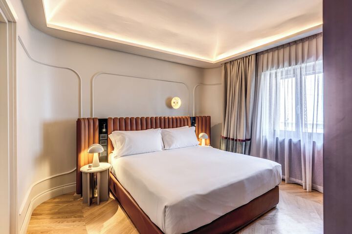 Room 19 of 51