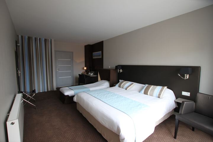 Room 5 of 41