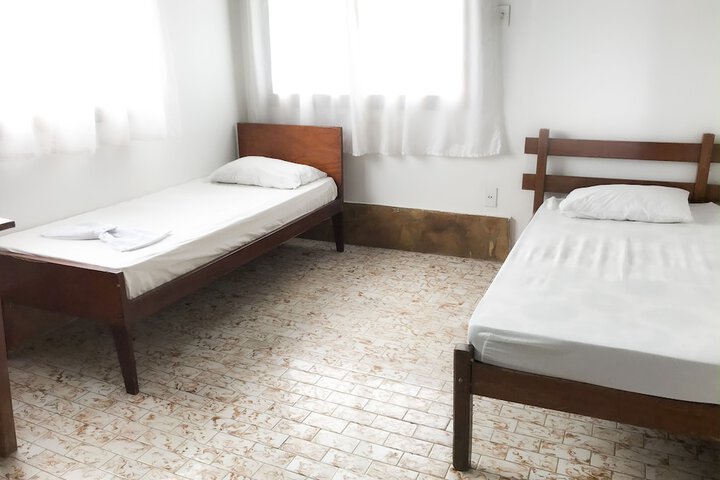 Room 6 of 15