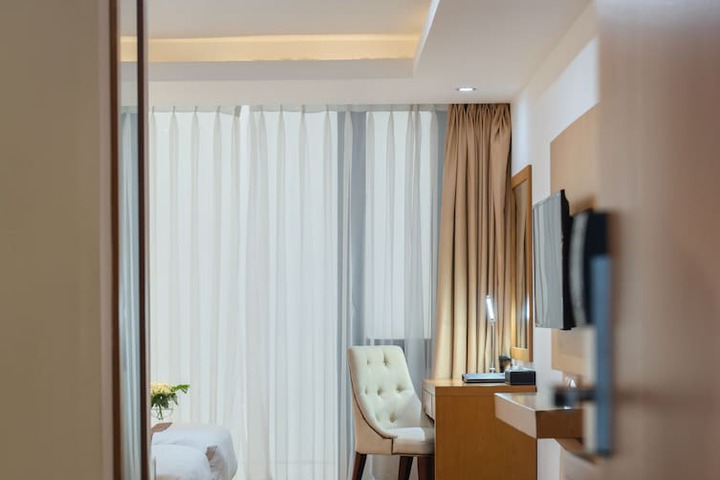 Room 27 of 121