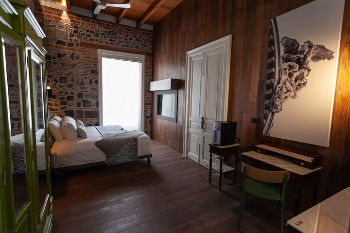 Room 88 of 107