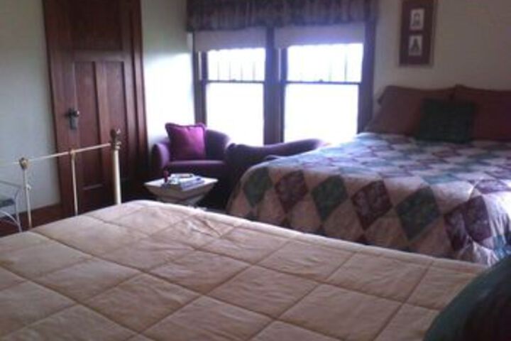 Room 10 of 24