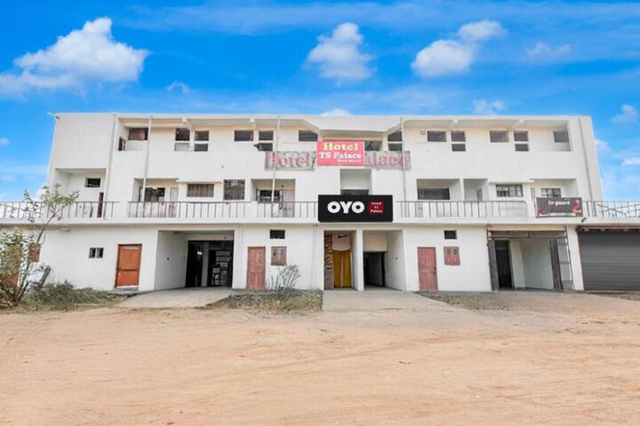 HOTEL O TS PALACE