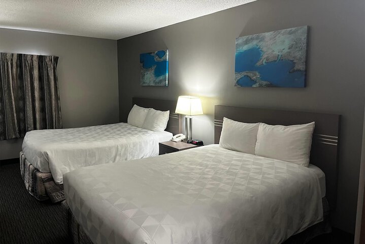 Room 12 of 43