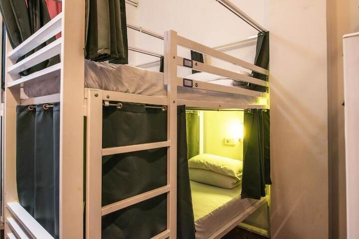 Room 19 of 65