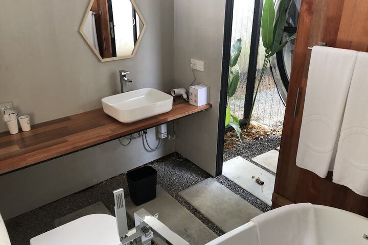 Room 15 of 58
