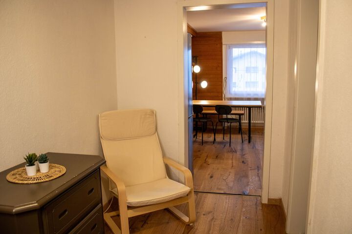 Room 27 of 62