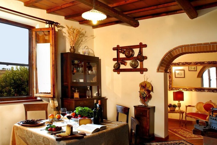 Room 9 of 22