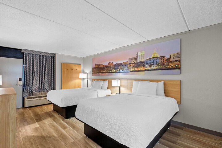 Room 11 of 46